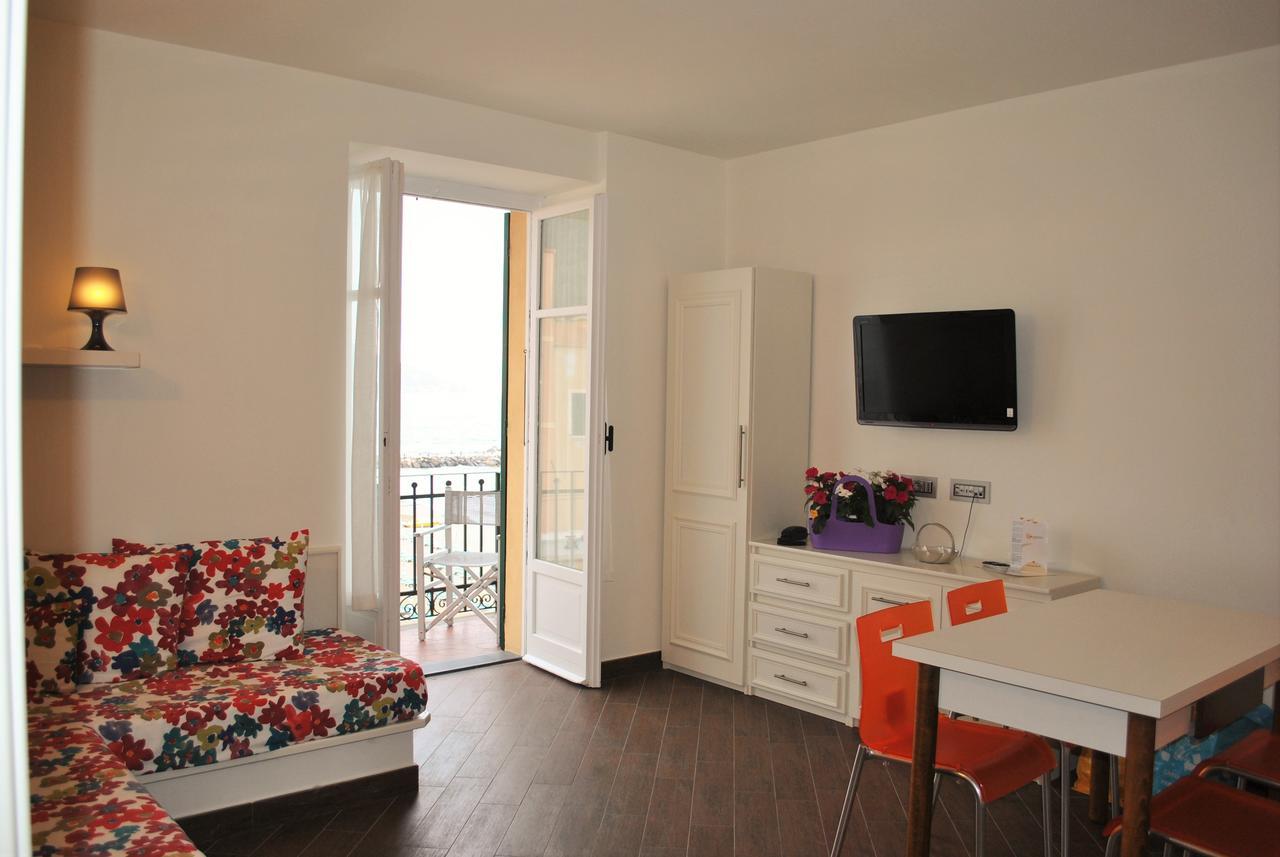 Hotel Residence Baiadelsole 라이구에글리아 외부 사진