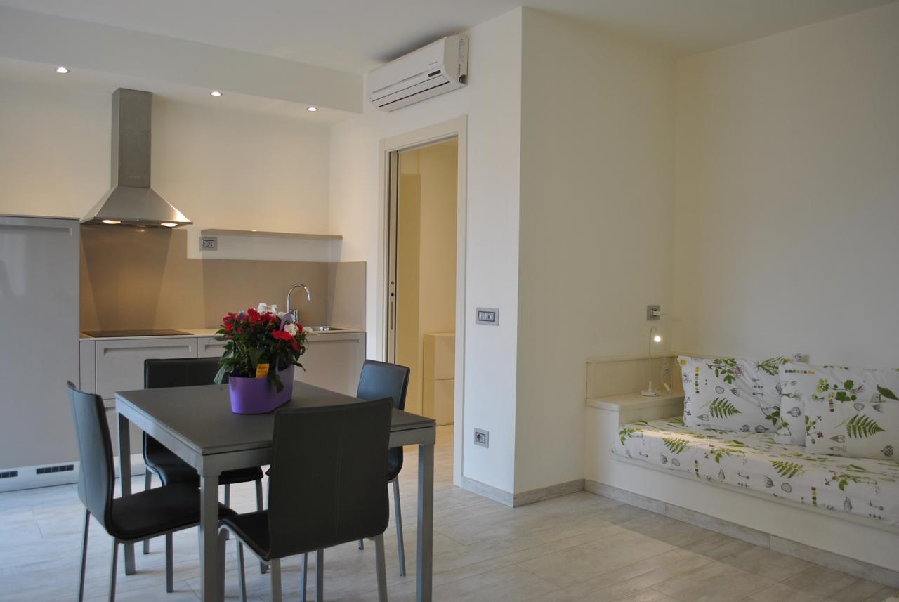 Hotel Residence Baiadelsole 라이구에글리아 외부 사진